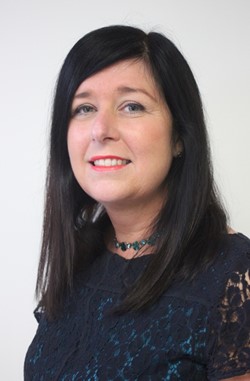 Julie Thomas